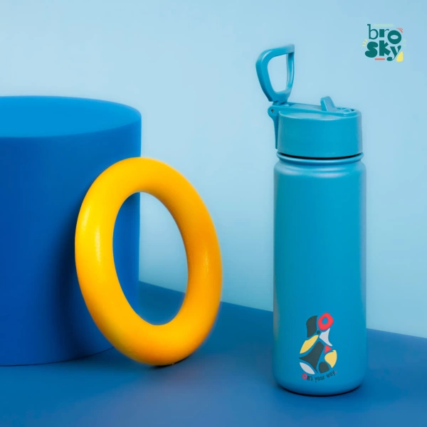Brosky Abstract Niebieska stalowa butelka termiczna ze słomką 550 ml