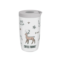 Biały w motyw reniferów