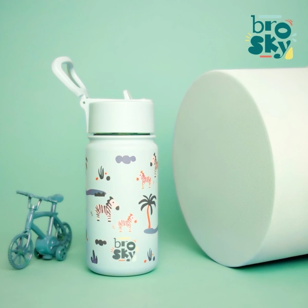 Brosky Kids Miętowa butelka na wodę dla dzieci w zebry 450ml