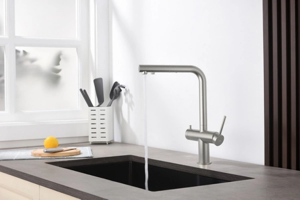 Blue Water Delta Stal Trójdrożna bateria kuchenna z wyciąganą wylewką