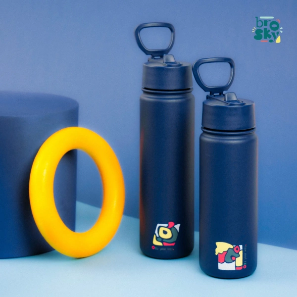 Brosky Abstract Granatowa stalowa butelka termiczna ze słomką 550 ml