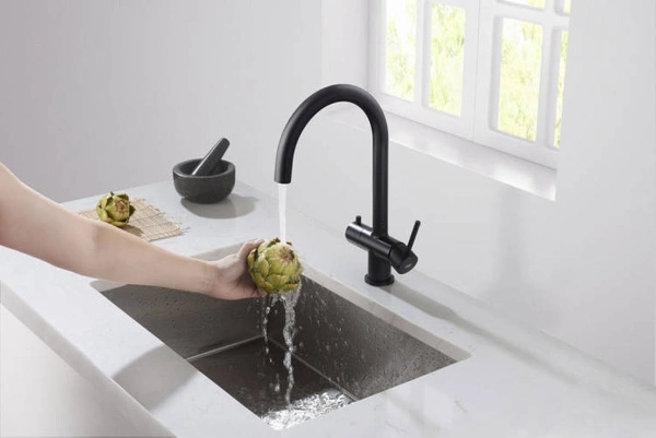 Blue Water Eden Czarny mat Trójdrożna bateria kuchenna