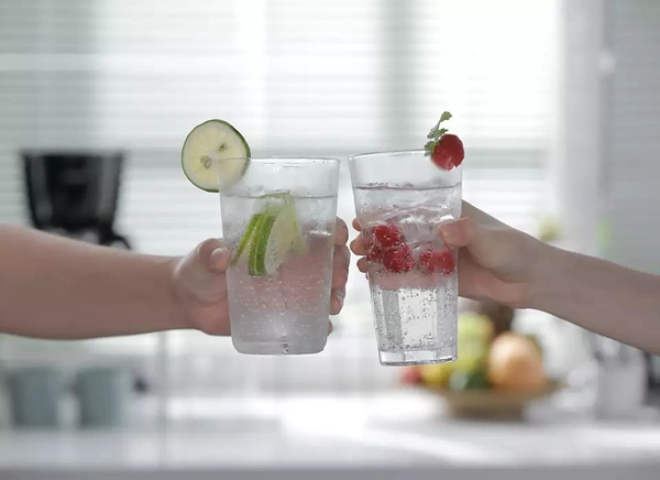 Philips GoZero ADD4902WH/10 Saturator do wody biały