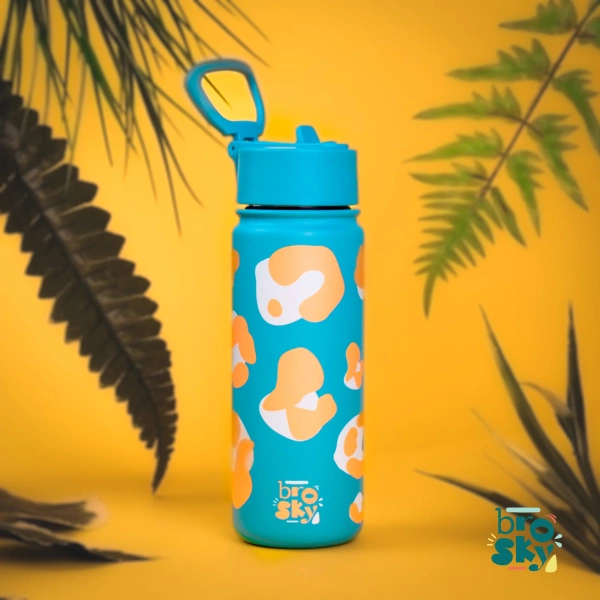 Brosky Wild Niebieska butelka na wodę z nadrukiem w motyw zwierzęcy 550 ml