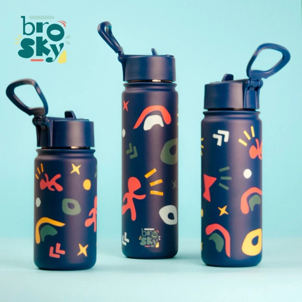 Brosky Pattern Stalowa butelka na wodę w kolorze ciemnoniebieskim 680ml