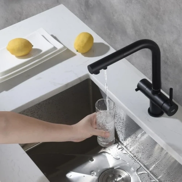 Blue Water Apala Czarny Mat Czterodrożna bateria kuchenna z wyciąganą wylewką