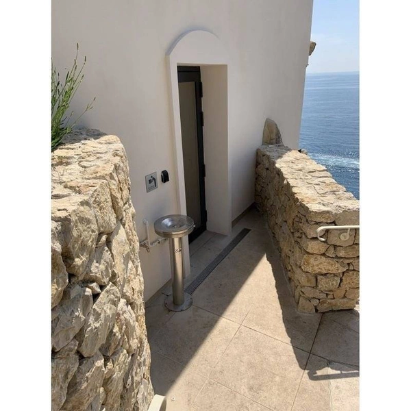 Canaletas M-2JRO 86 Zewnętrzna fontanna wody pitnej